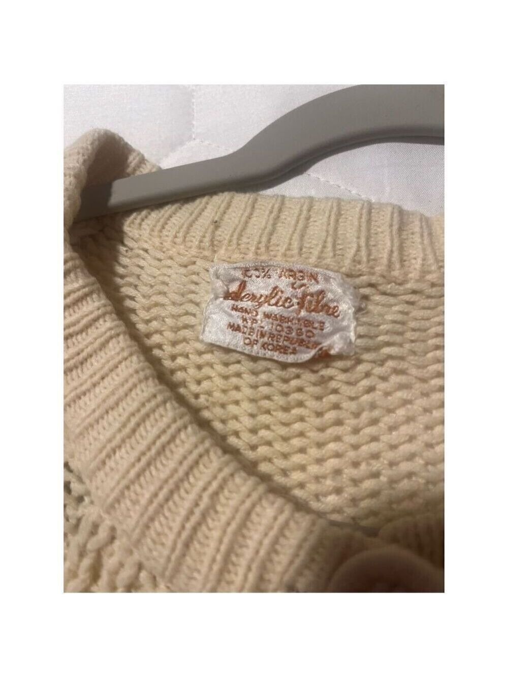 Virgin Acrylic Fiber sweater made in Korea crochet buttons size medium cream - Picture 7 of 11